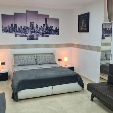 Apartamentos Porvera Jerez Centro Jerez de la Frontera Dış mekan fotoğraf